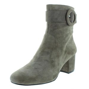 Nine West Grey Quilby Womens Suede Block Heel Booties Size 8